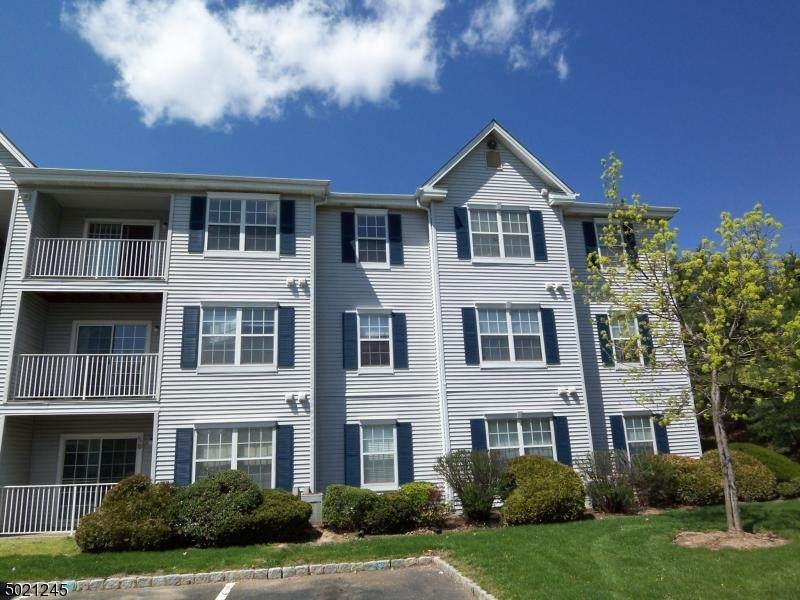 617 Stratford Pl - Photo 1