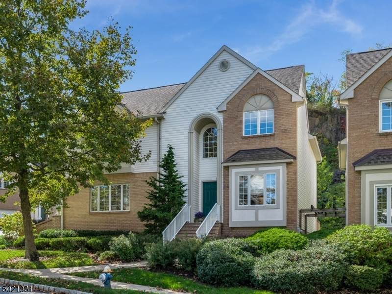 1058 Smith Manor Blvd - Photo 1