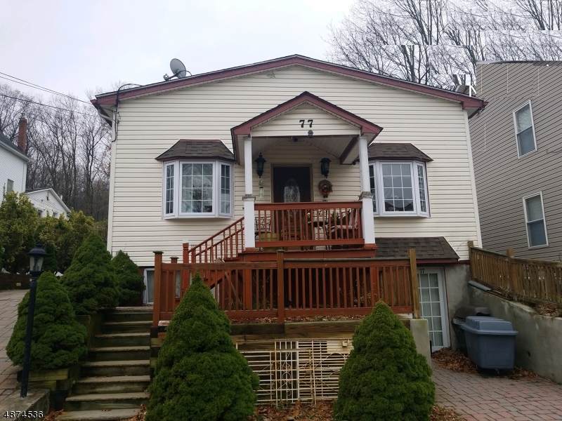 77 Robert St - Photo 1
