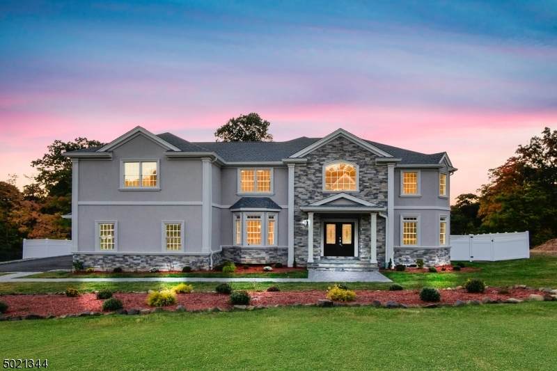 4 Massola Dr - Photo 1