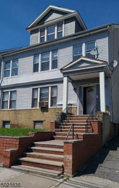 301 Goldsmith Ave - Photo 1