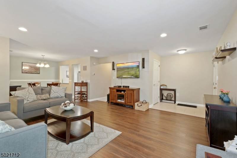 2274 Nash Ct - Photo 1