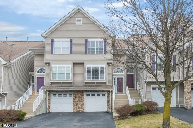 708 Wendover Ct - Photo 1
