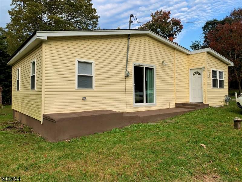 100 Tintle Ave - Photo 1