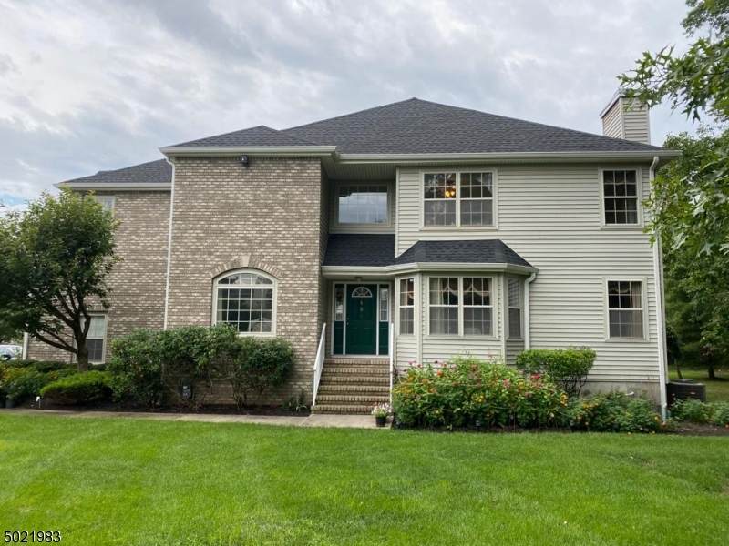401 Taggert Dr - Photo 1
