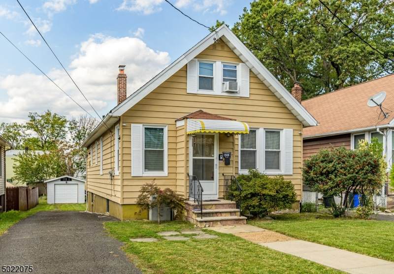 1568 Wyndmoor Ave - Photo 1