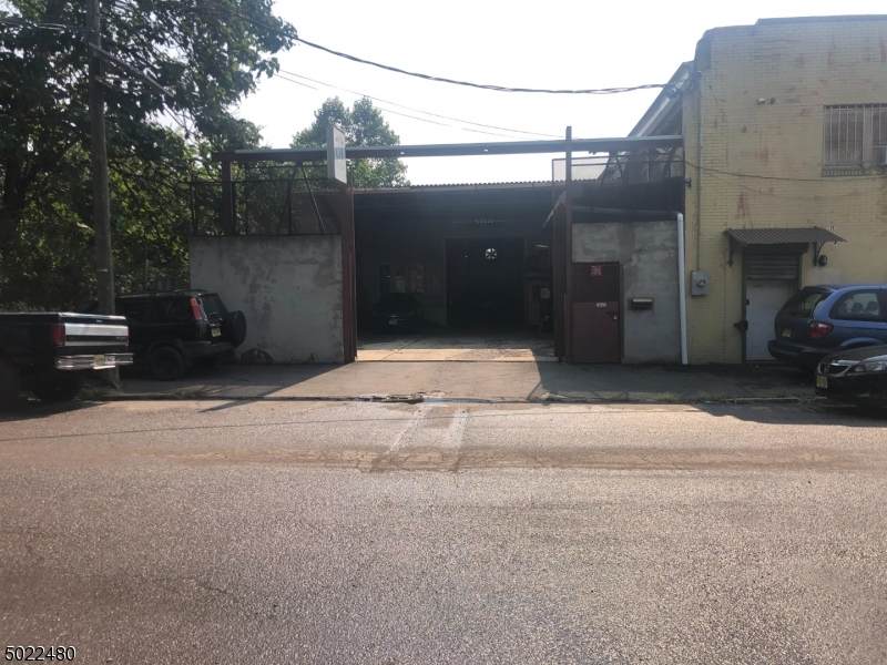 289 Oraton St - Photo 1