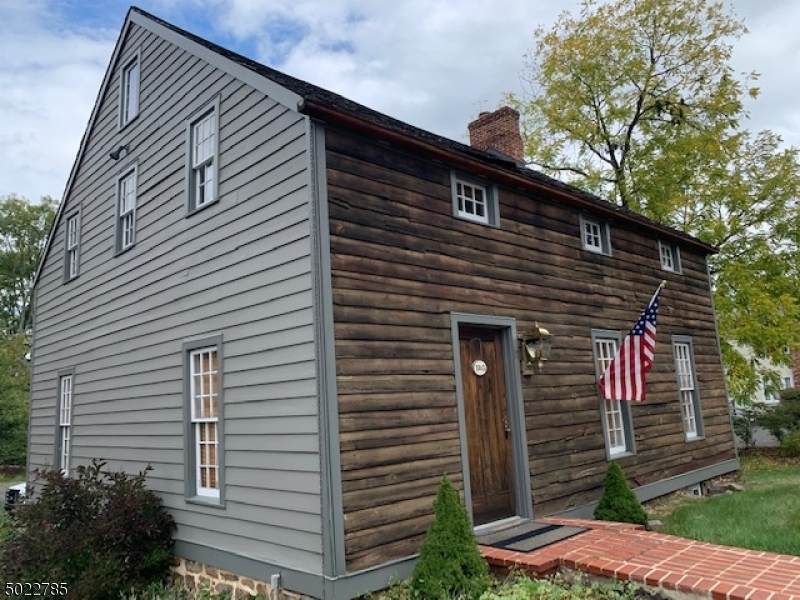 17 Village Rd - Photo 1