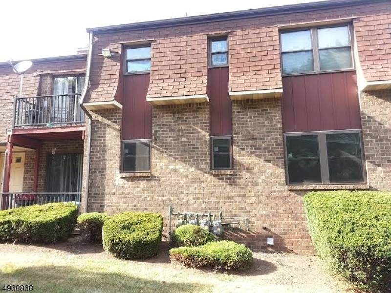 605 Nottingham Way - Photo 1