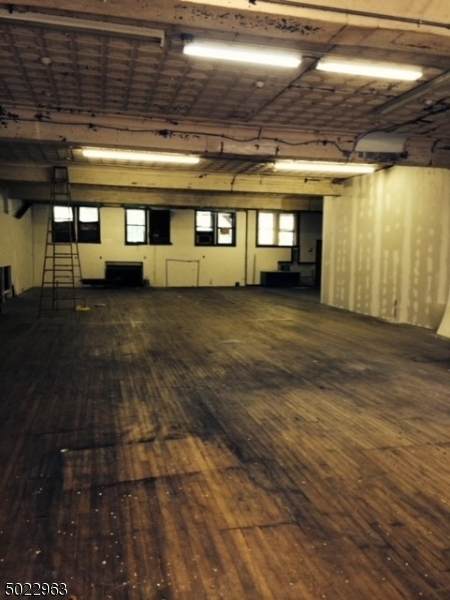 129 Main St - Photo 1