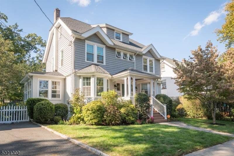 64 Cleveland Ter - Photo 1
