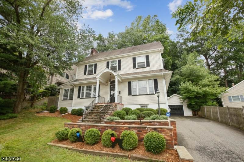 158 Washington St - Photo 1