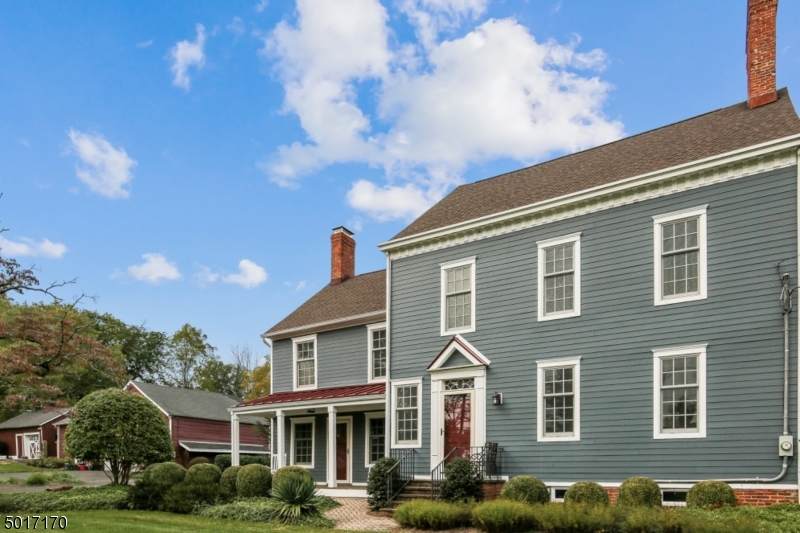1552 Long Hill Rd - Photo 1