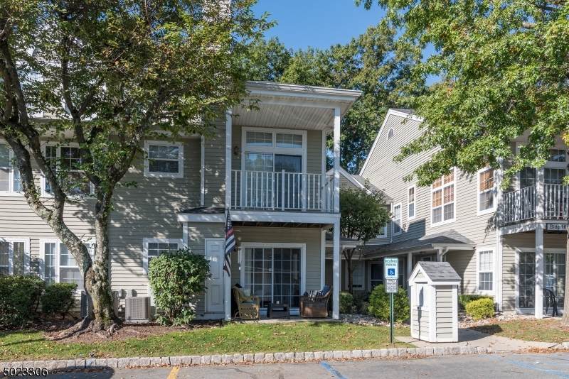 1212 Richmond Rd - Photo 1