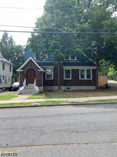 444 Billington Rd - Photo 1