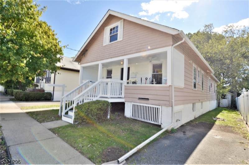 14 Parker Ave - Photo 1