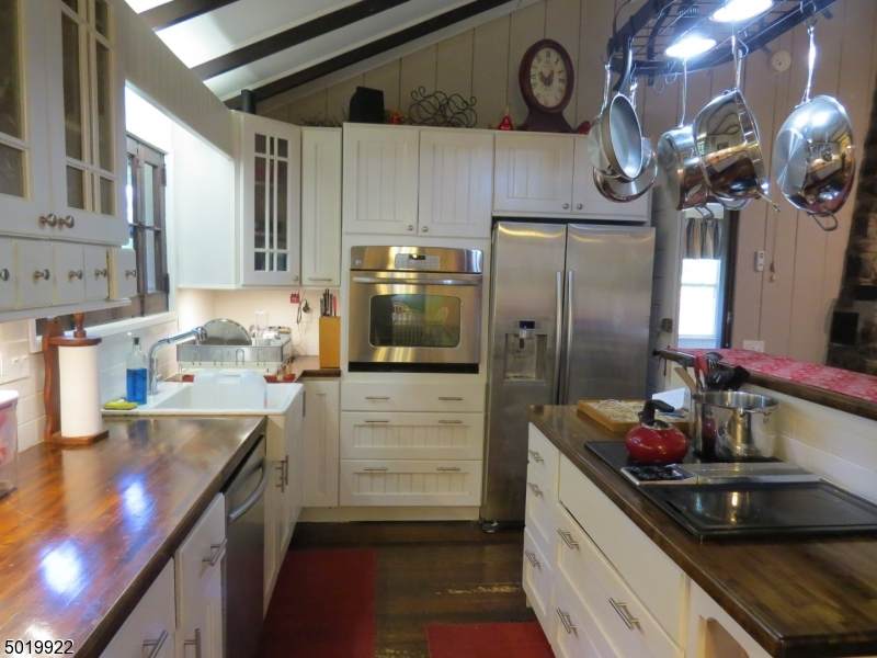 17 Alturas Rd - Photo 1