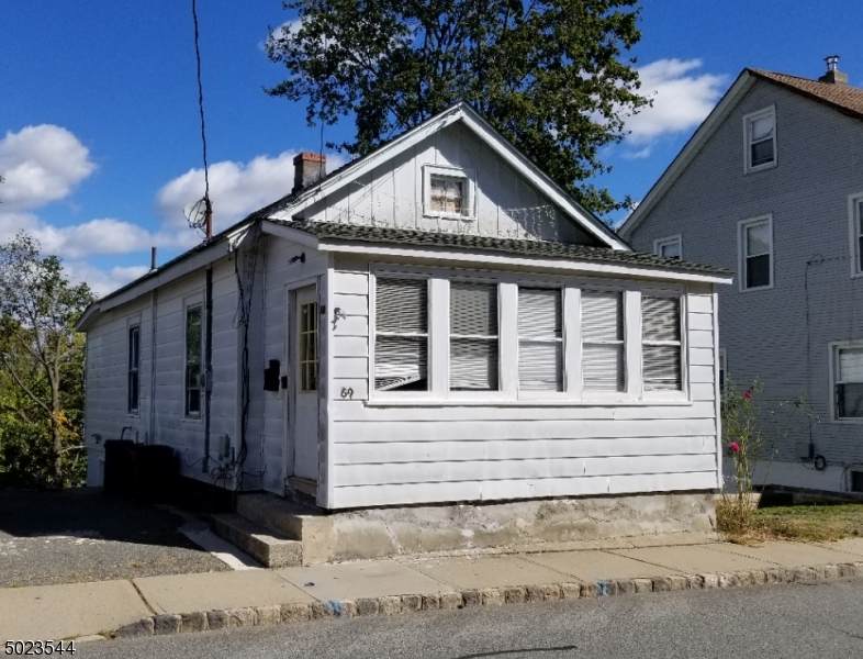 69 Fern Ave - Photo 1