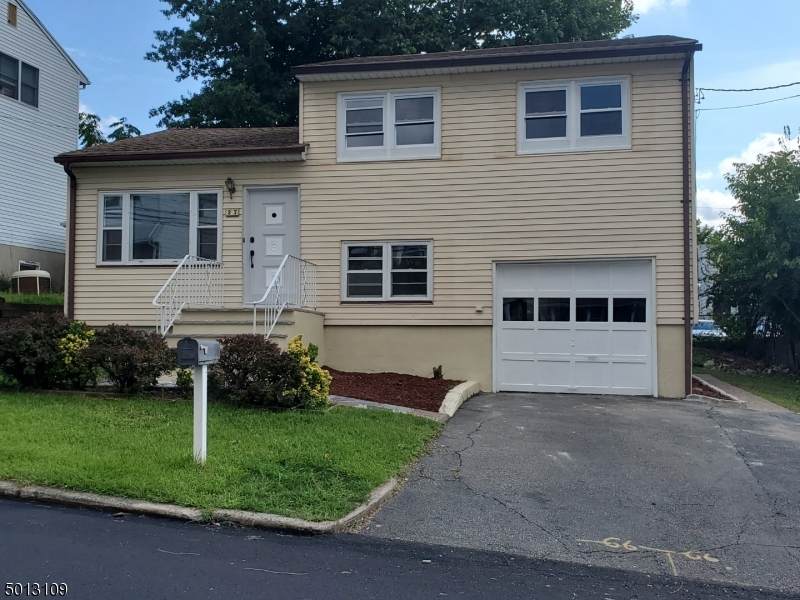 27 Haverhill Ave - Photo 1