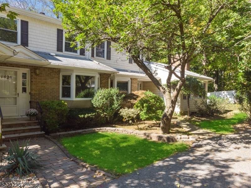 142 Bunker Hill Rd - Photo 1