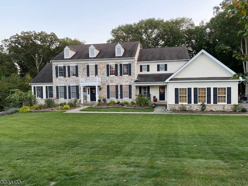 16 Fennimore Ct - Photo 1