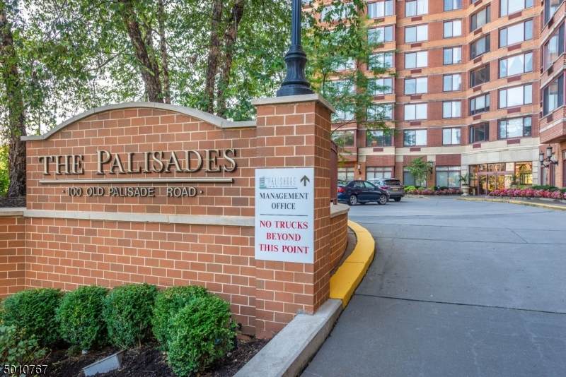 100 Old Palisade Rd 3301 - Photo 1