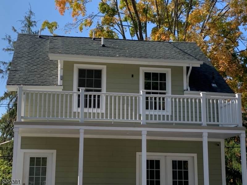 187 Washington St - Photo 1