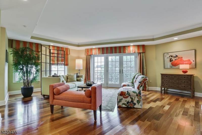 40 W Park Place Unit 409 - Photo 1