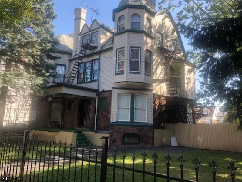 161 N 7Th St - Photo 1