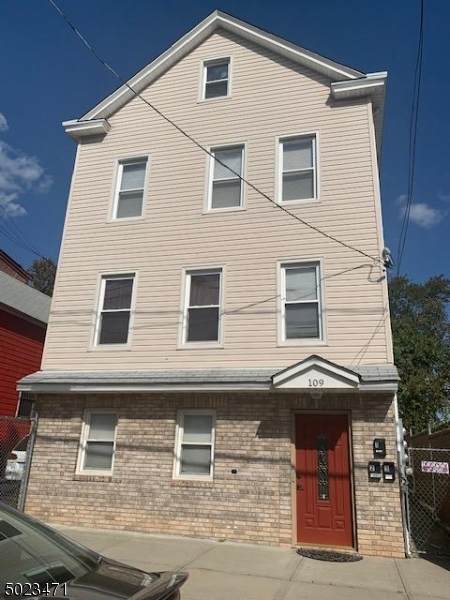 109 S Park St - Photo 1