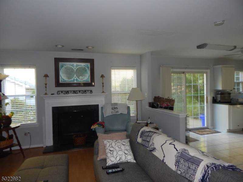 319 Enclave Ln - Photo 1