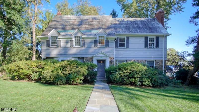19 Highwood Rd - Photo 1