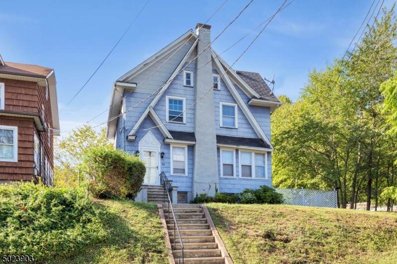 92 Orient Way - Photo 1