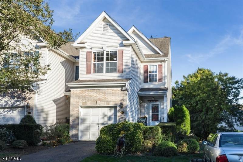 514 Coventry Dr - Photo 1