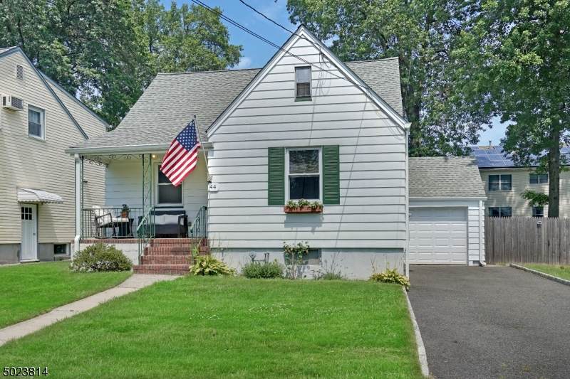 44 Pallant Ave - Photo 1