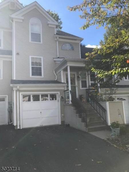 25 Rushmore Ln - Photo 1