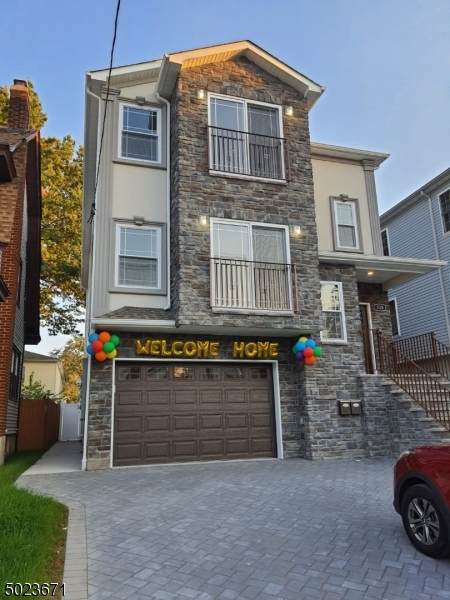 518 Linden Ave - Photo 1