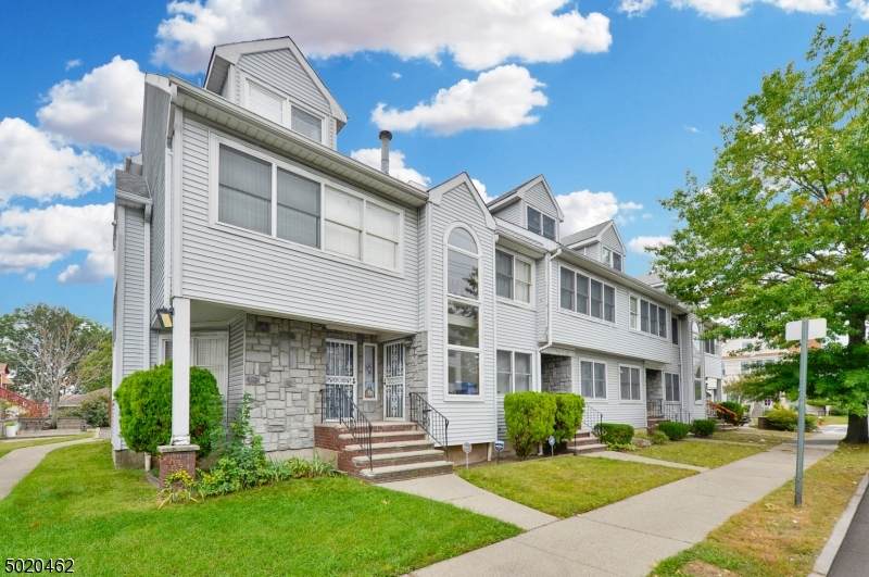 100 7TH AVE - Photo 1