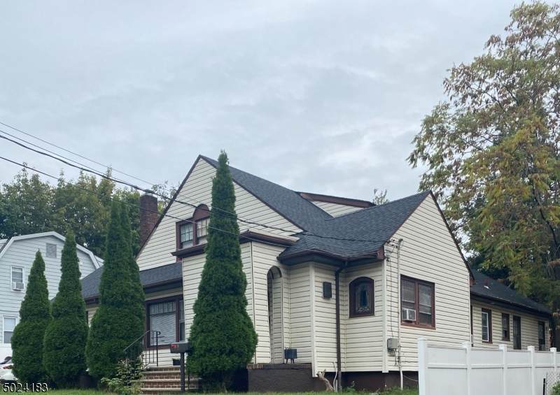 8 Linden Rd - Photo 1