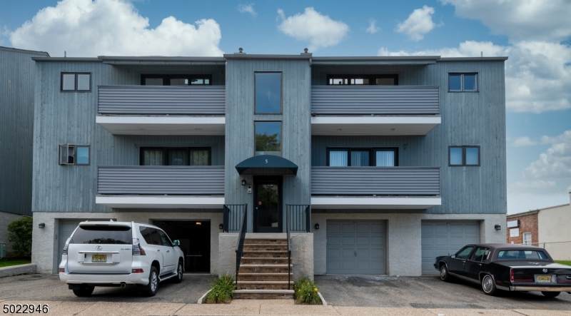5 Domessina Ln Unit E2 - Photo 1