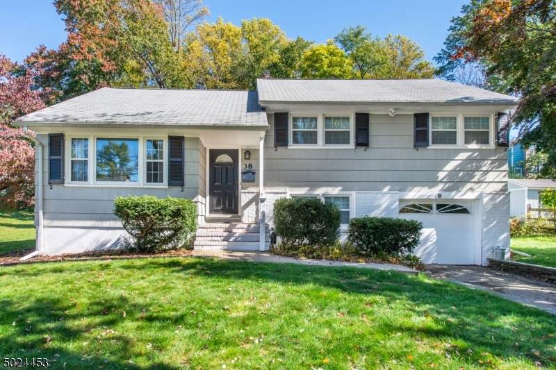 38 Continental Ave - Photo 1
