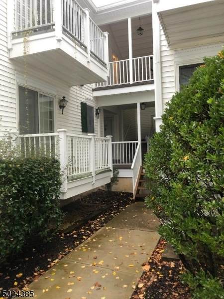116 Smithfield Ct - Photo 1