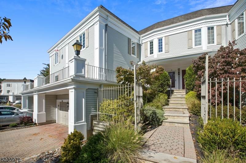 120 Terrace Dr - Photo 1