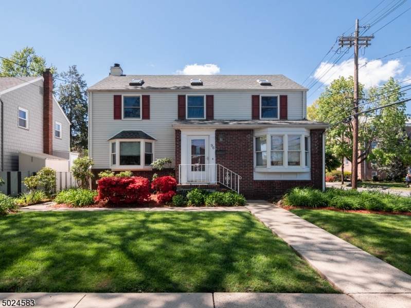 135 Union Ave - Photo 1