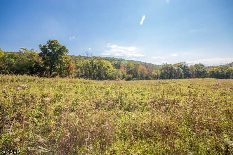 120 Wantage School Rd - Photo 1