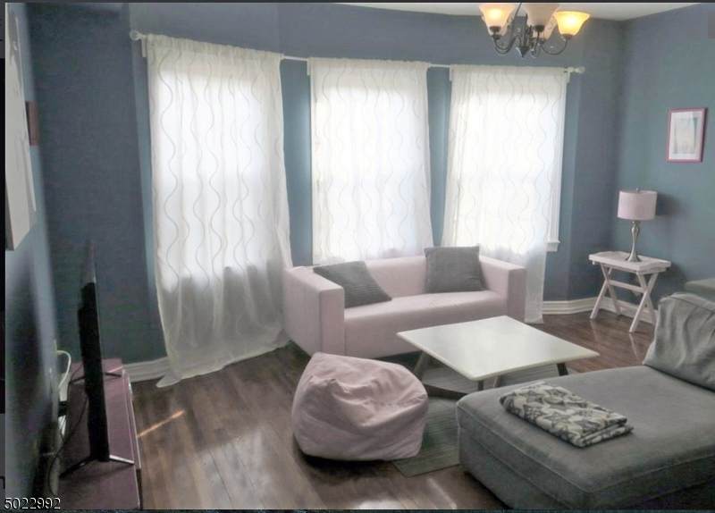 20 Summit Ave Unit 1 - Photo 1