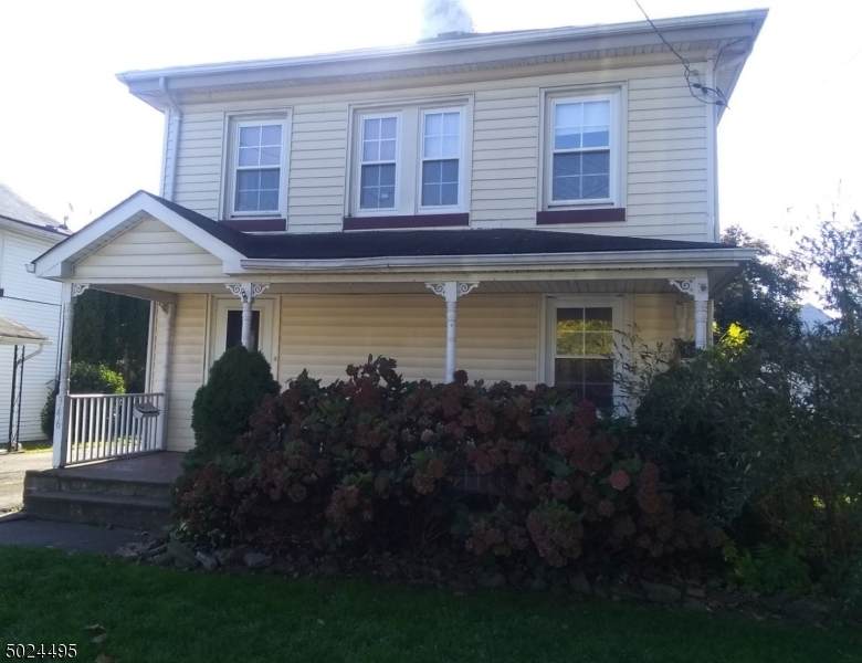 346 Hudson St - Photo 1