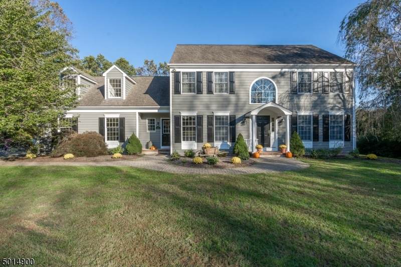 155 Seabrook Rd - Photo 1