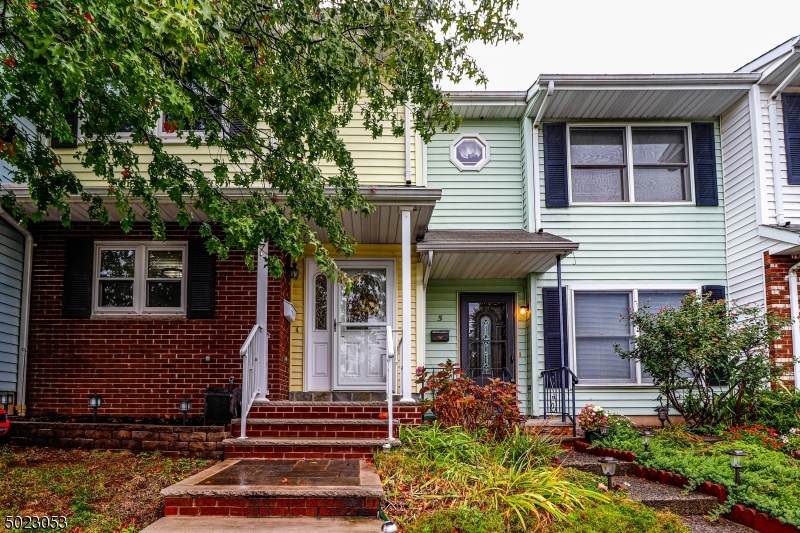 7 Kyle St - Photo 1