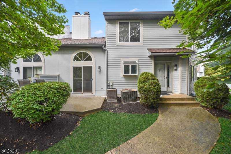 3410 Park Pl - Photo 1
